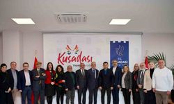 Murat Karayalçın'dan Kuşadası Belediye Başkanı Ömer Günel’e Övgü