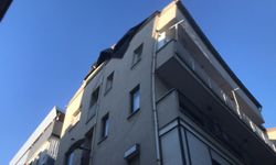 Söke’de Apartman Çatısını Fırtına Uçurdu