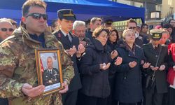 Efeler'de Şehit Binbaşı Yetişen'in Naaşı Helallik İçin Anne Evine Getirildi