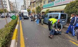 Efeler'de Motosiklet Yayaya Çarptı: 2 Yaralı