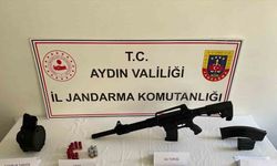 Kuşadası'nda Durdurulan Araçta Ruhsatsız Tüfek Yakalandı