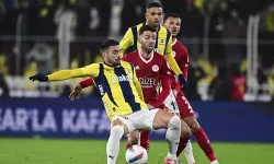 Fenerbahçe, Antalyaspor'u 3-0 Mağlup Etti