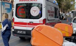 Efeler'de Motosiklet Kazası: Kadın Kurye Yaralandı