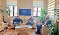FIFA Kokartlı Hakem Halil Umut Meler, Kaymakam Keklik İle Görüştü