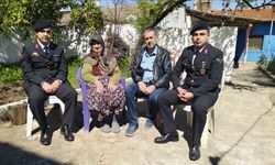 Jandarma ekipleri gazi ailelerini unutmadı