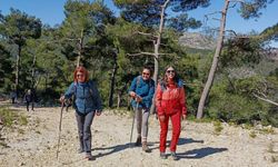 Kuşadası’ndaki turist rehberleri Latmos’u gezdi