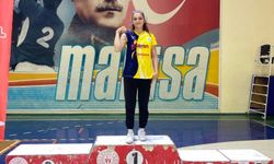 Bozdoğanlı Öğrenci Güreşte Türkiye Şampiyonu Oldu
