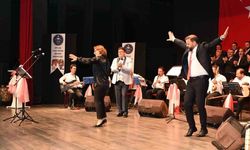 Anadolu türküleri izleyenleri mest etti