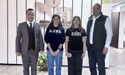 Aydınlı Öğrencilerin “GastroKeşif” Projesi TEKNOFEST 2025 Finalinde!