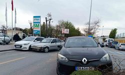 Efeler'de Otoparktan Kontrolsüzce Çıkınca Kazaya Sebep Oldu