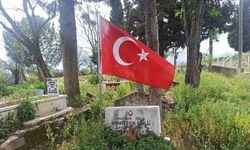 Şehit Ramazan Ünlü’nün Mezarındaki Bayrak Yenilendi!
