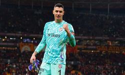 Galatasaray’da Kaleci Devrimi: Efsanenin Yerine Gelecek Sürpriz İsim Belli Oldu!