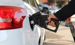 Motorin yine 50 TL’yi aştı: İndirim kısa sürdü, zam geri döndü