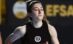 Yaprak Erkek Eşi Kim, Kiminle Evli?