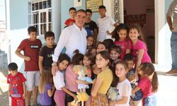 Özgür Arıcı: Baba, varlığı ile güç veren, aile birliğinin bel kemiğidir
