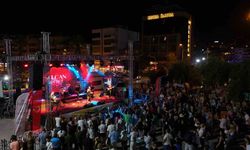 Aydın Büyükşehir Belediyesi Yaz Konserleri Kuşadası’nda devam etti