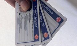 Eski tip ehliyetlerde son 3 gün: Yenileme ücreti 15 liradan 7 bin liraya çıkacak
