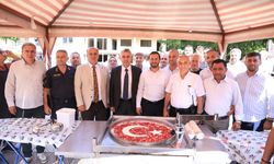 İncirliova'da Ay-Yıldızlı Aşure hayrı