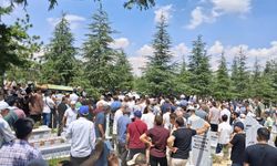 Efeler müftüsünün oğlu toprağa verildi