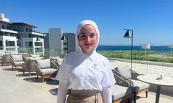 Babası sınav çıkışı çiçekle karşılamıştı, müjdeli haberi telefonla verdi