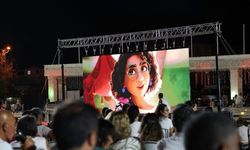 Didim’de açık hava sinema keyfi