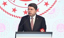 Yılmaz Tunç'tan 'sahte diploma' ve 'e-imza' açıklaması