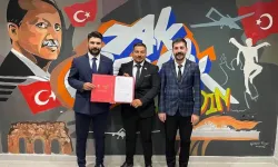 AK Parti Aydın'da Gençlik Kollarına Yeni Atamalar