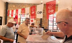 CHP Efeler ilçe delege seçimleri devam ediyor