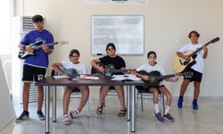 Efeler'in müzik akademisi kapılarını açıyor