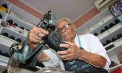 Ayakkabı doktoru Nail Usta, 75 yıldır baba mesleğini yapıyor