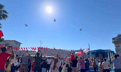 Söke’de hava kuvvetleri uçaklarının gösteri uçuşu gurur yaşattı