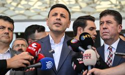 CHP İstanbul İl Başkanı Özgür Çelik, mazbatasını aldı