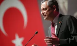 Özgür Özel'den Filenin Sultanları'na tebrik