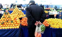 Dört kişilik aile için yoksulluk sınırı 90 Bin 450 TL