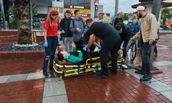 Nazilli'de kırmızı ışıkta geçmeye çalışan öğrenciye otomobil çarptı