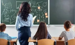 Ara tatil ek ders ücreti yatacak mı? Ücretli öğretmen maaşı Kasım'da kesilecek mi?