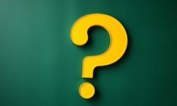 Şaşkinlik Yaratan Sosyal Medya Hamlesi! O Başkan Kendi Paylaşımına Like Attı: Özgüven Mi, Dijital Sürçme Mi?