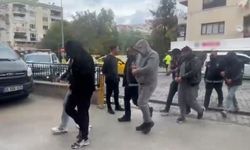 Kuşadası'nda fuhuş operasyonu: 5 kişi tutuklandı!