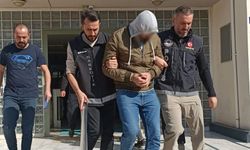 Efeler'de bin 800 gram yasaklı madde ele geçirildi