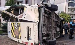 Söke’de öğrenci servisleri çarpıştı: 3 yaralı