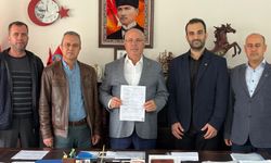 Başkan Yaman mazbatasını aldı
