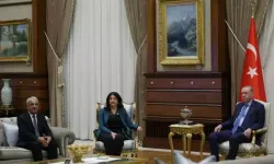 MİT Başkanı'nın Sessizliği Bozuldu: Barış Sürecinin Kilit Şifreleri Açığa Çıktı! İmralı Heyeti'nden Tarihi Mutabakat İlanı