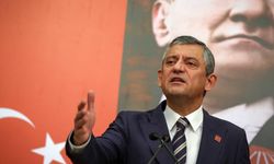 Özgür Özel'den gazetecilere yönelik operasyona tepki