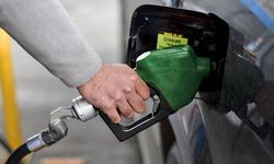 Benzin fiyatlarına yine zam
