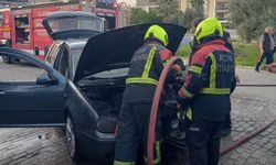 Efeler Caddesi'nde Seyir Halindeki Otomobil Alev Topuna Döndü: Sürücü Canını Zor Kurtardı!