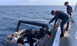 Didim Açıklarında Geri İtilen 4 Düzensiz Göçmen Kurtarıldı