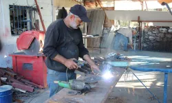 Çiftçi Maliyetten Kaçındı: Bozulan Tarım Aletleri Tamirle Hayat Buluyor