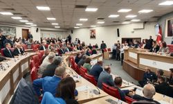 ASKİ toplantısında suya indirim yarışı