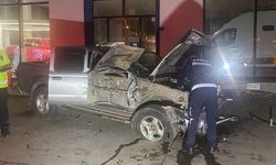 Efeler'de trafik kazası: 2 yaralı