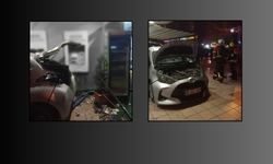 Efeler'de takla atan araç banka şubesine çarptı